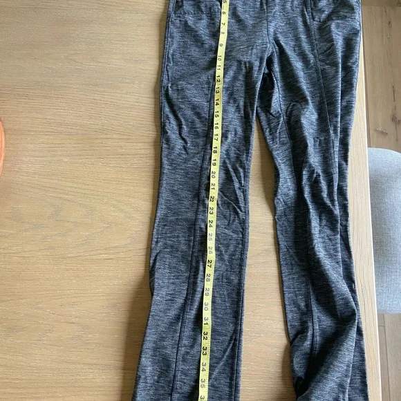 Athleta Gray Straight leg Leggings - Picture 5 of 6